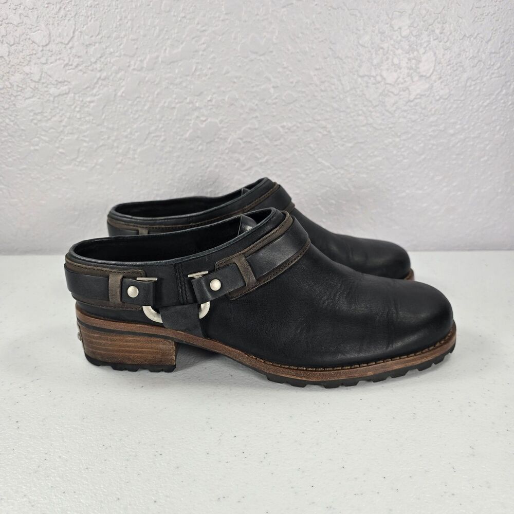 UGG Sullivan Leather Clog Shoes Womens Size 8 Black Shearling Lined Buckle 5585